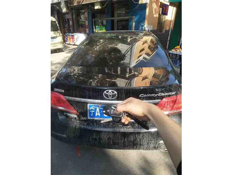 配汽車(chē)鑰匙